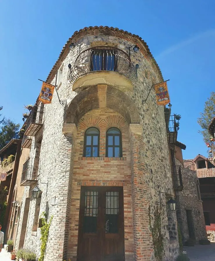 Loft Milan Valquirico Apartment Santeagueda Mexico