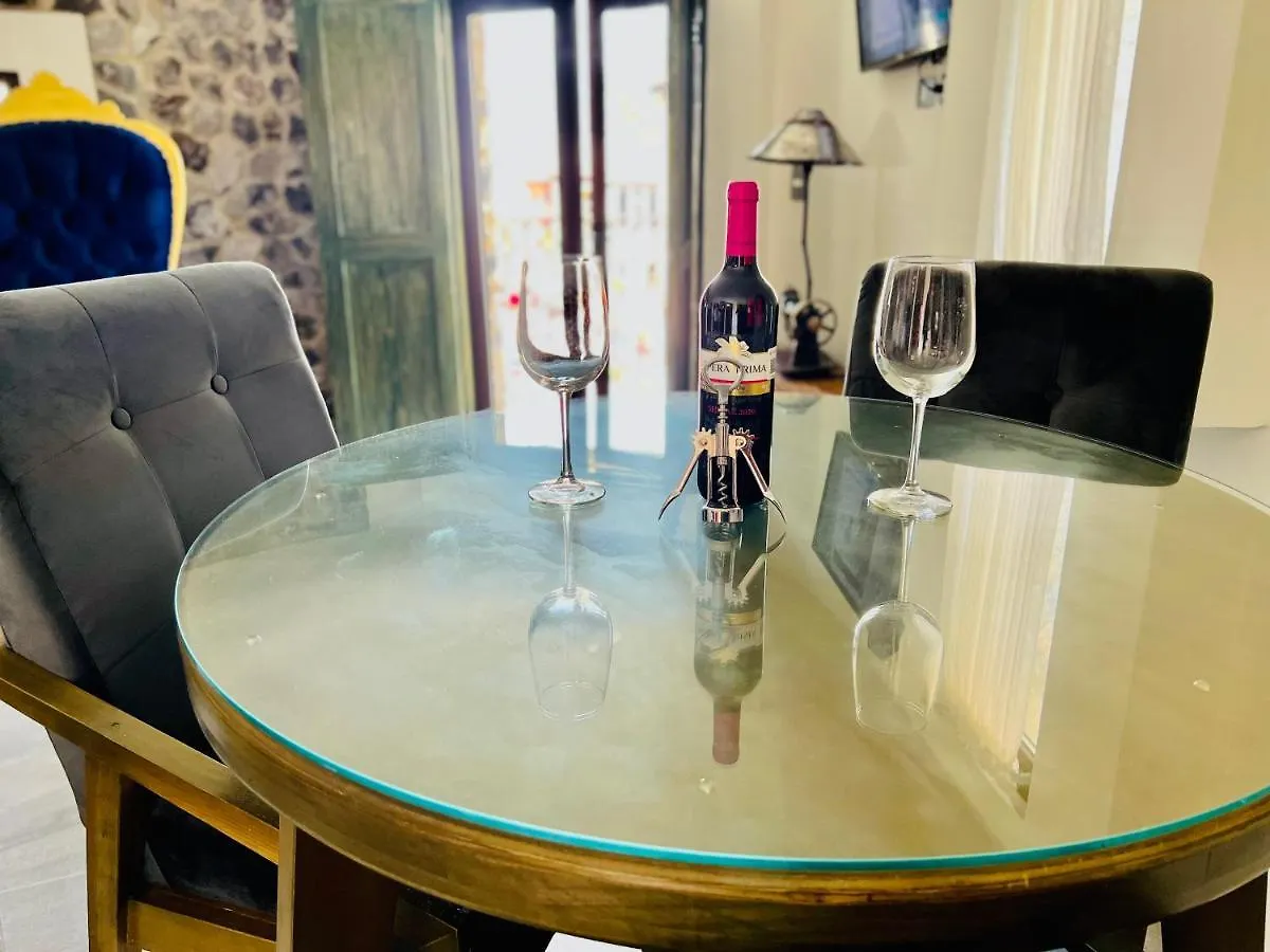 Loft Milan Valquirico Apartment Santeagueda